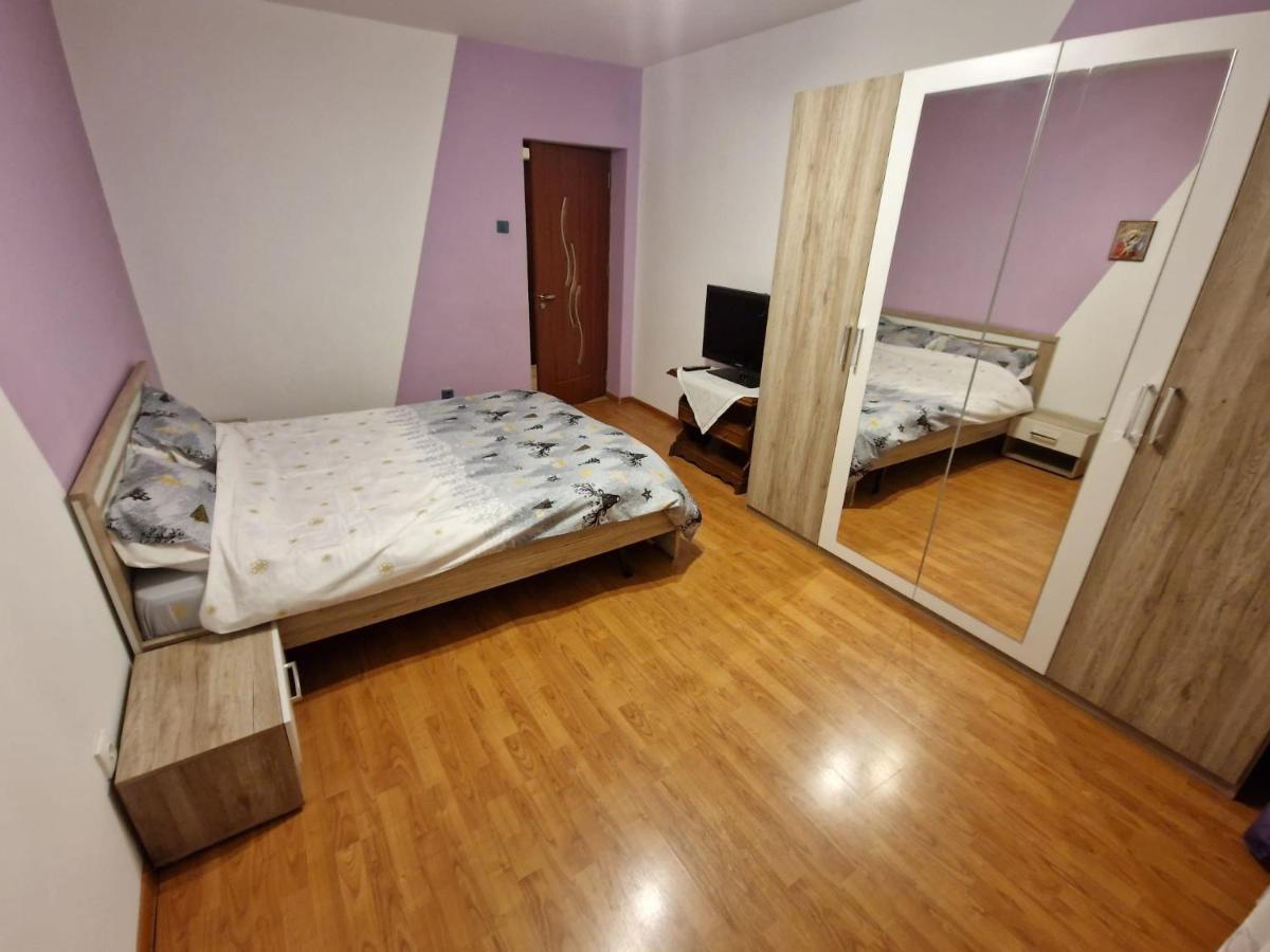 Apartament Victoria Apartment Targu Jiu Bagian luar foto