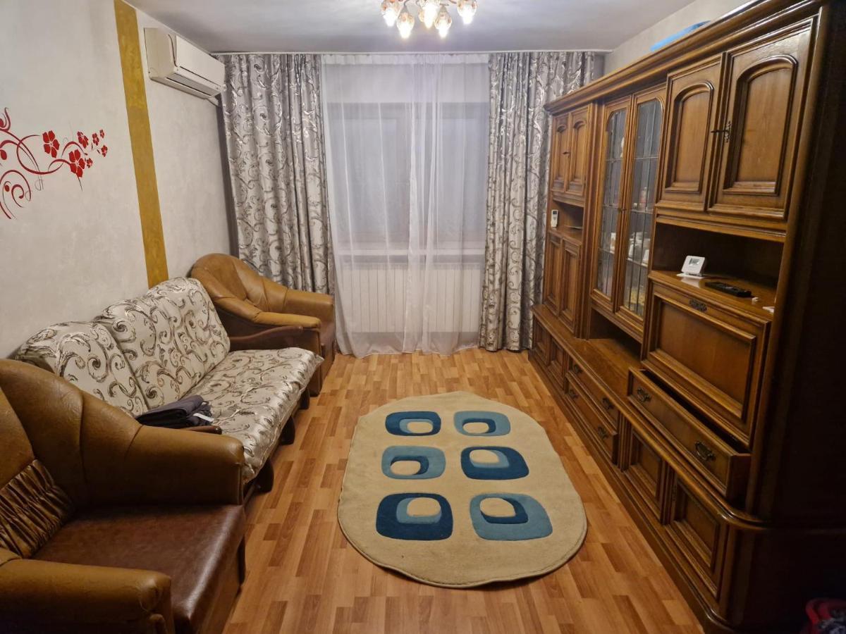 Apartament Victoria Apartment Targu Jiu Bagian luar foto